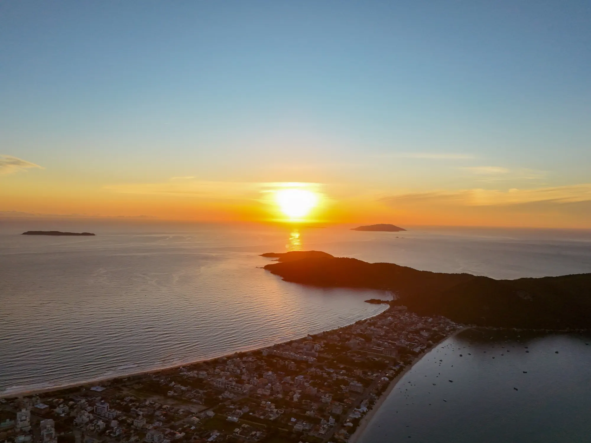 Pôr do sol sobre Canto Grande e Mariscal